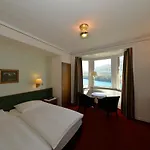 索尔达纳拉酒店