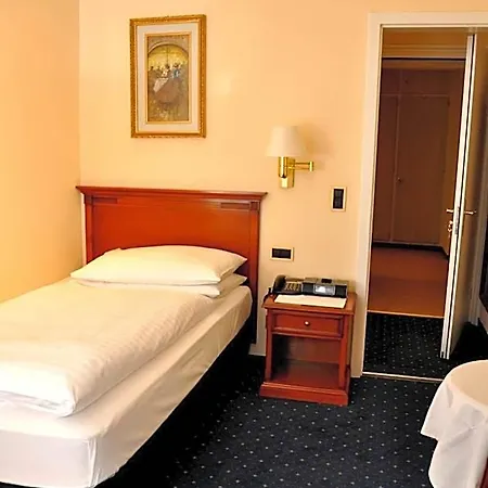 Soldanella Hotel 3*