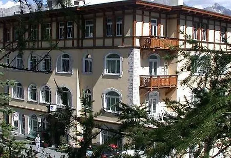 Готель Soldanella 3*