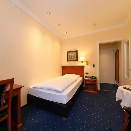 Soldanella Hotel 3*